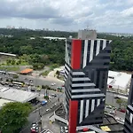 Quarto E Sala Para 4 Ao Lado Do Salvador Shopping
